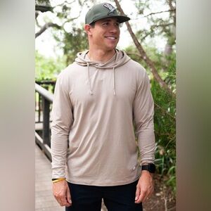 NWT - Burlebo - Performance Hoodie - Heather Khaki